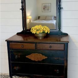 Dresser With Tilt Mirror 