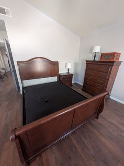 FREE Wooden bedroom set