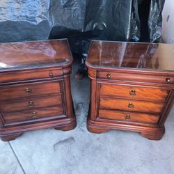 Night stand / Lamp Tables 
