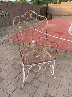 Ornate Rusty Metal Garden Throne 7th St/ Thunderbird