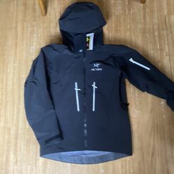 Arc Teryx Alpha SV Jacket 