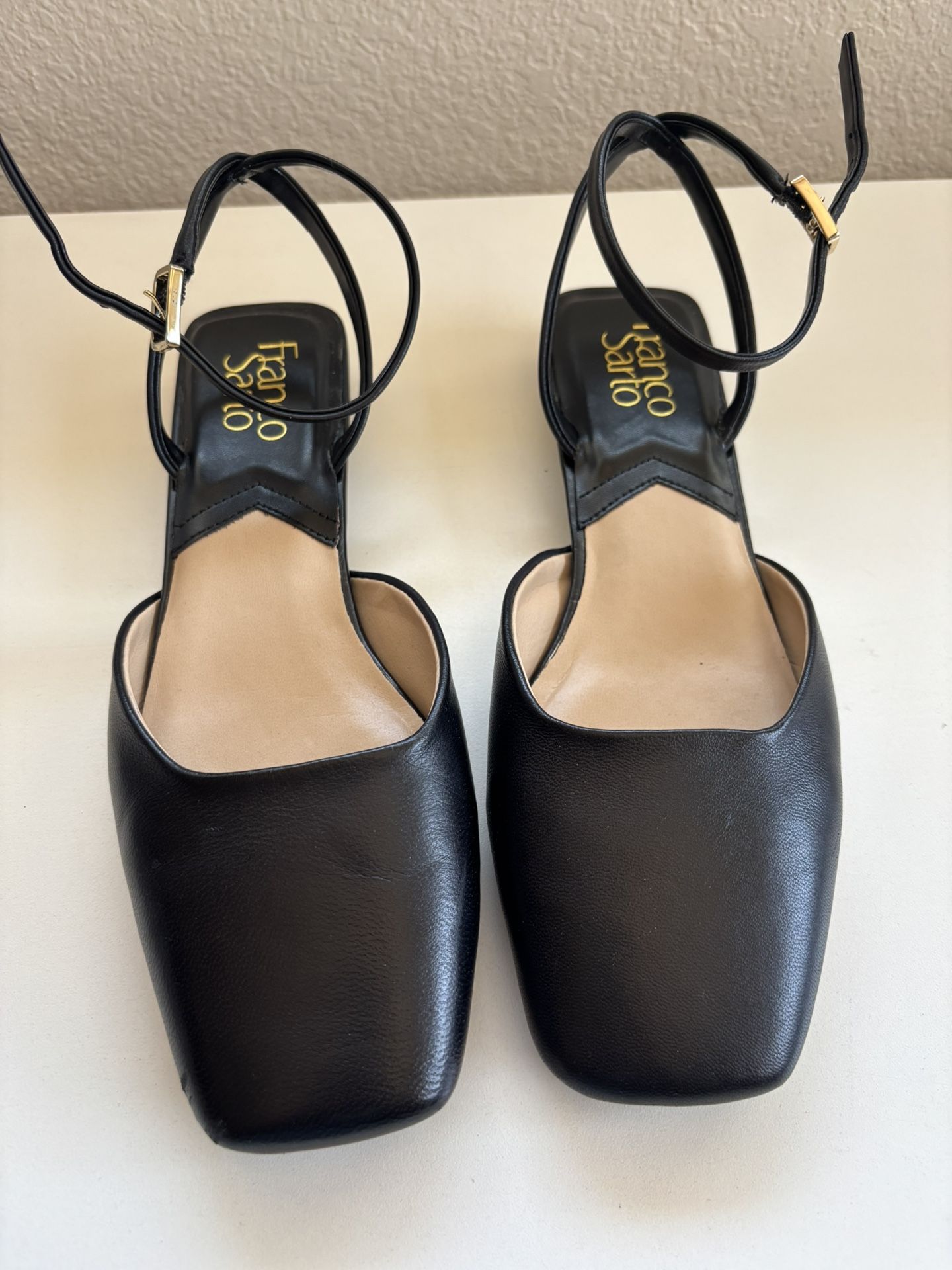 Black Flats, Ankle Strap