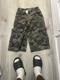 Cargo Camo Jorts