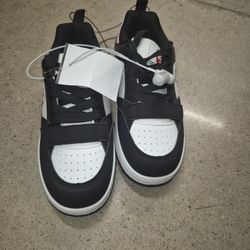 White And Black Sneakers For Women 