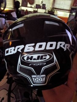 XL HELMET