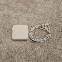 Apple 61W USB C Power Adapter Cable