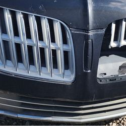 2012 Lincoln Mkt Front Bumper And Grill Only