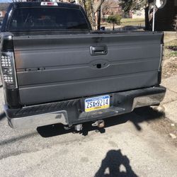 09-17 Ford F150 Tailgate With Latch And Accessories $400 OBO