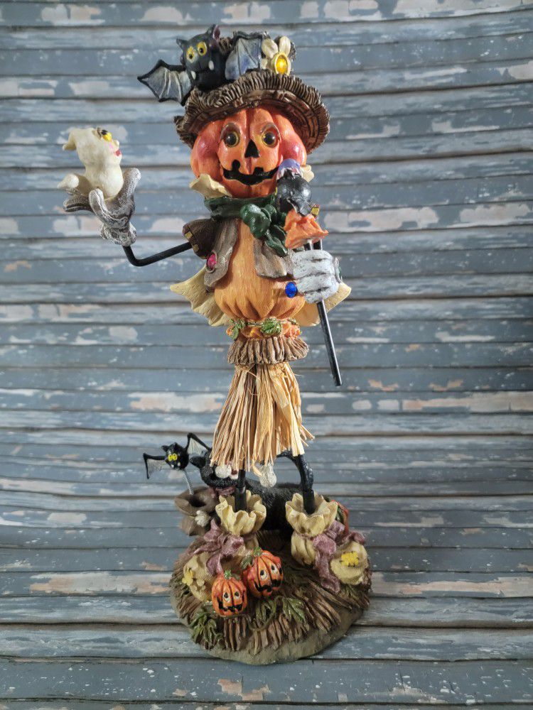 Scarecrow Resin figurine 15"