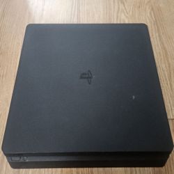 Playstation 4 PS4 Slim 1.5 Terabyte G0Idhen ready M 0 D