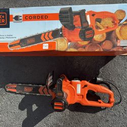 New Black N Decker Corded Chainsaw 14”. Must Pickup