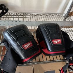 2 Milwaukee Power Tool Knee Pads