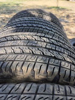 Llantas  255/65/17 Goodyear