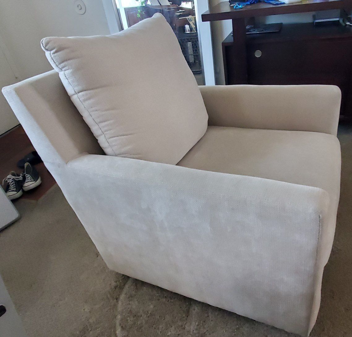 Rocking Chair / Glider