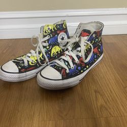 Converse All Star "Dino Class" or "Dinoverse" high-top sneaker never worn Size 3.5