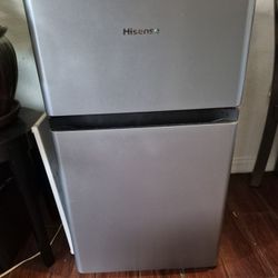 Small Refrigerator