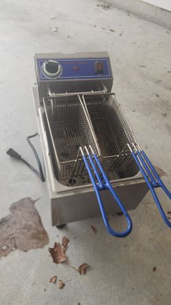 Globe Fryer Practically New