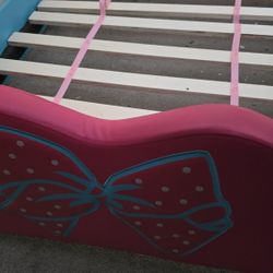 Twin Size Girls Bed Frame