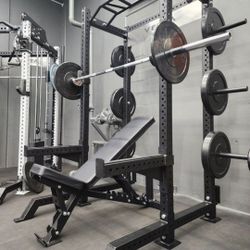 ➕️COMPLETE POWER RACK PACKAGE. RACK, ADJUSTABLE BENCH, ADVANCE OLYMPIC BARBELL, FULL SET OF BUMPER PLATES ( BRAND NEW IN THE BOX  )