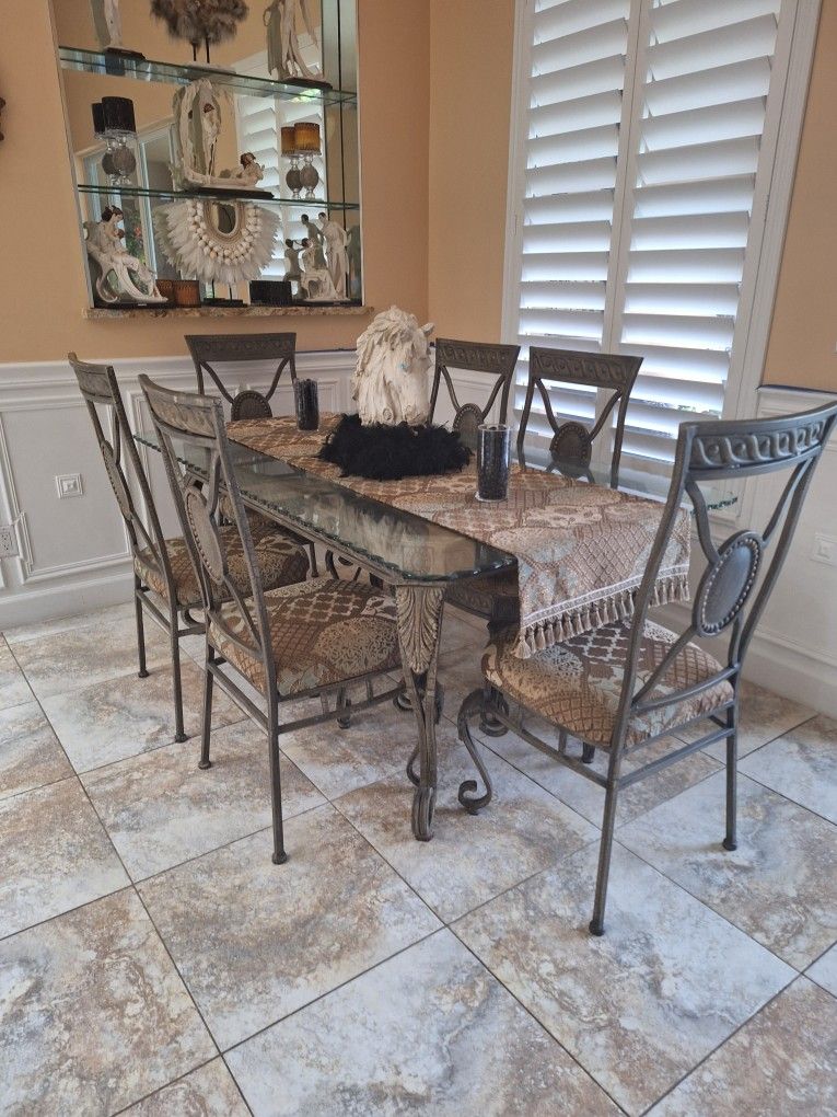Thick Carved Glass Table And 6 Chais Also Included 4 Bar Height Chair's All For 500 Hundred