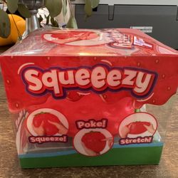 Squeeze Strawberry 