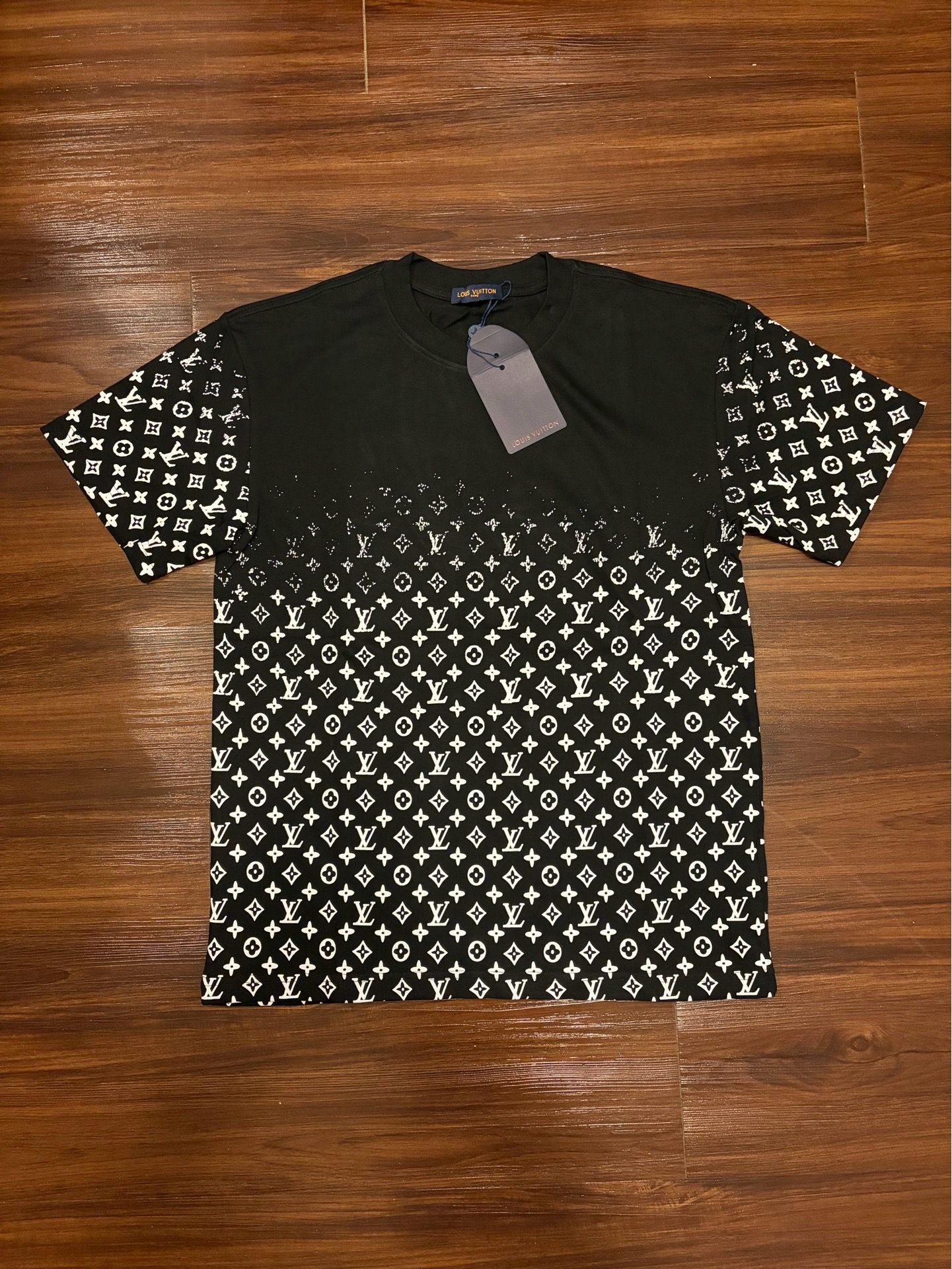 Louis Vuitton shirt size s