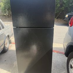 Amana Refrigerator/Freezer 