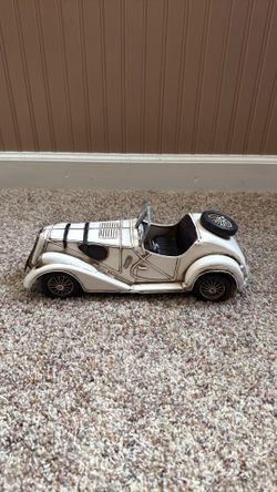 Decor Tin Car