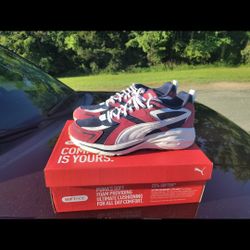 MEN PUMA SNEAKERS 10.5 BRAND NEW