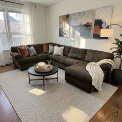 ASHLEY FURNITURE 3- PIECE BROWN SECTIONAL w/ CHAISE (FREE CURB DELIVERY)(CLIFTON HEIGHTS PA 19018)