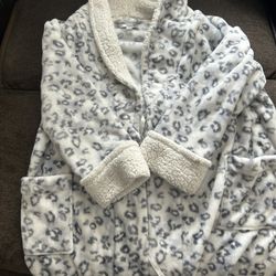 petite small sonoma cheetah/leopard print bath robe