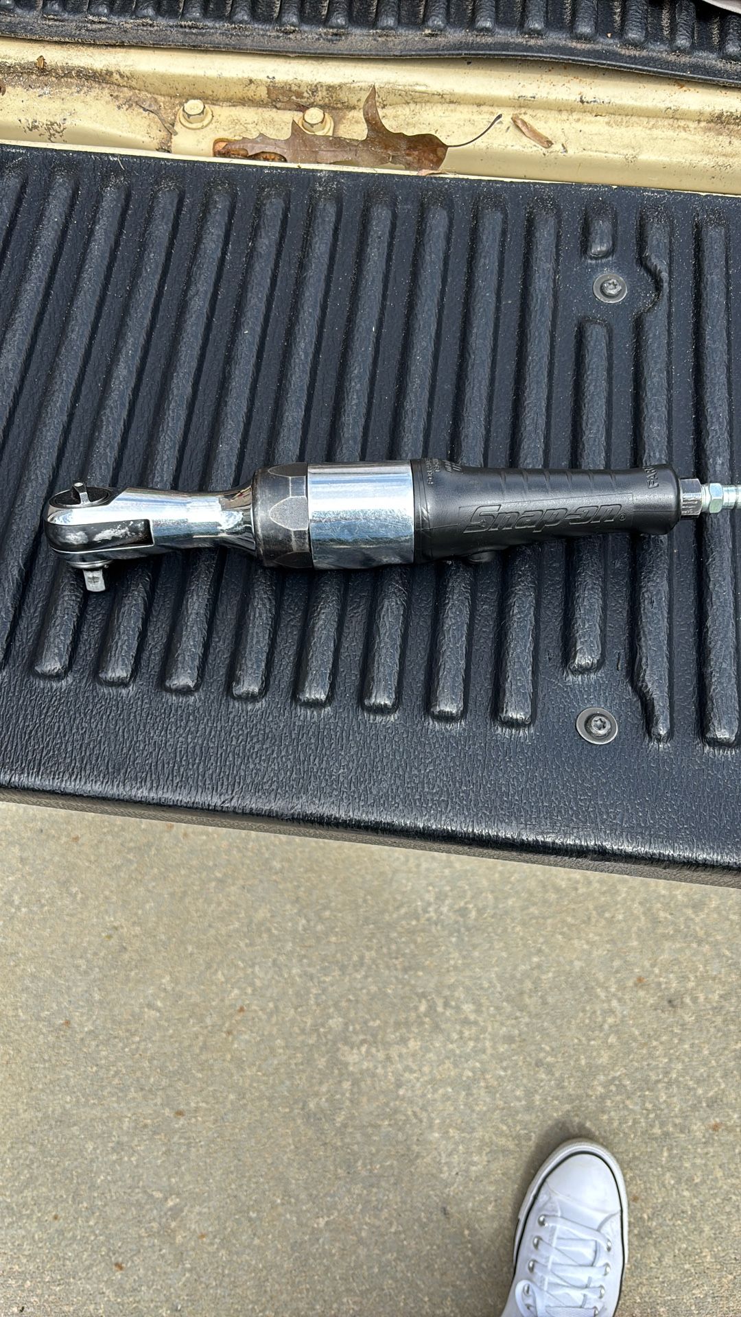Snap On 3/8 Drive Air Ratchet
