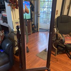 Jewelry Storage Stand