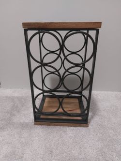 6-Bottle Wine Rack – Wood and Metal Wine Holder