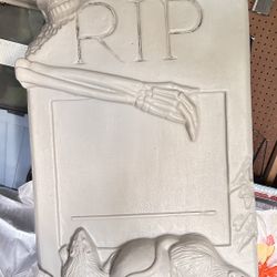 Vantage Blow Mold Skeleton  