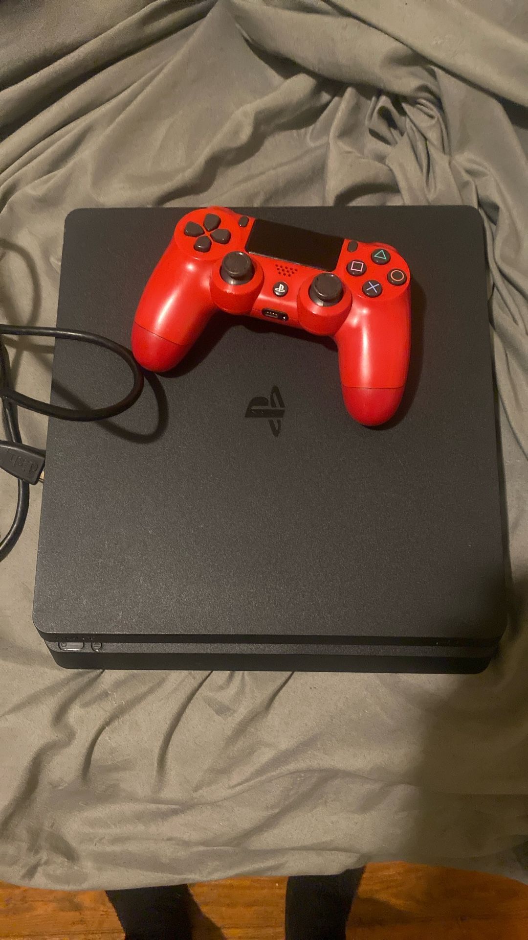 PS4 Slim