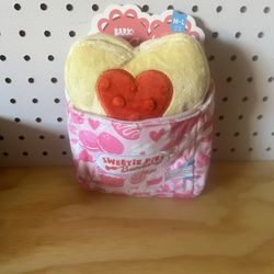 Valentine's Day dog ​​toys