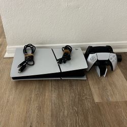 PlayStation 5 Slim Digital w/Controllers and Charge Dock