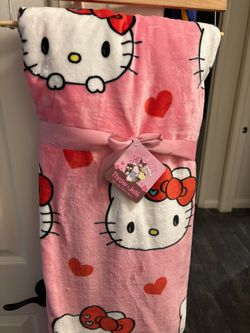 Hello Kitty Valentines Blanket