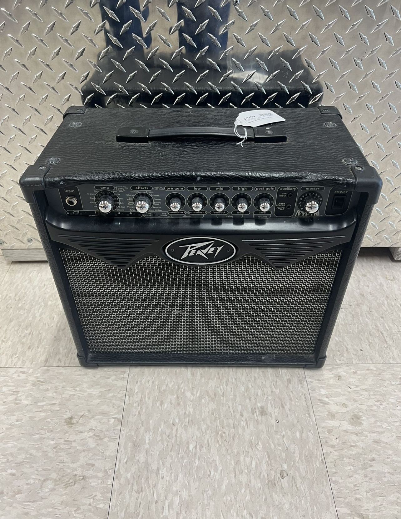 Peavey Guitar Amp VYPYR 15