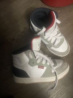 Kids. Todd. Shoes Size 10