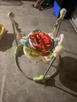 Baby bouncer