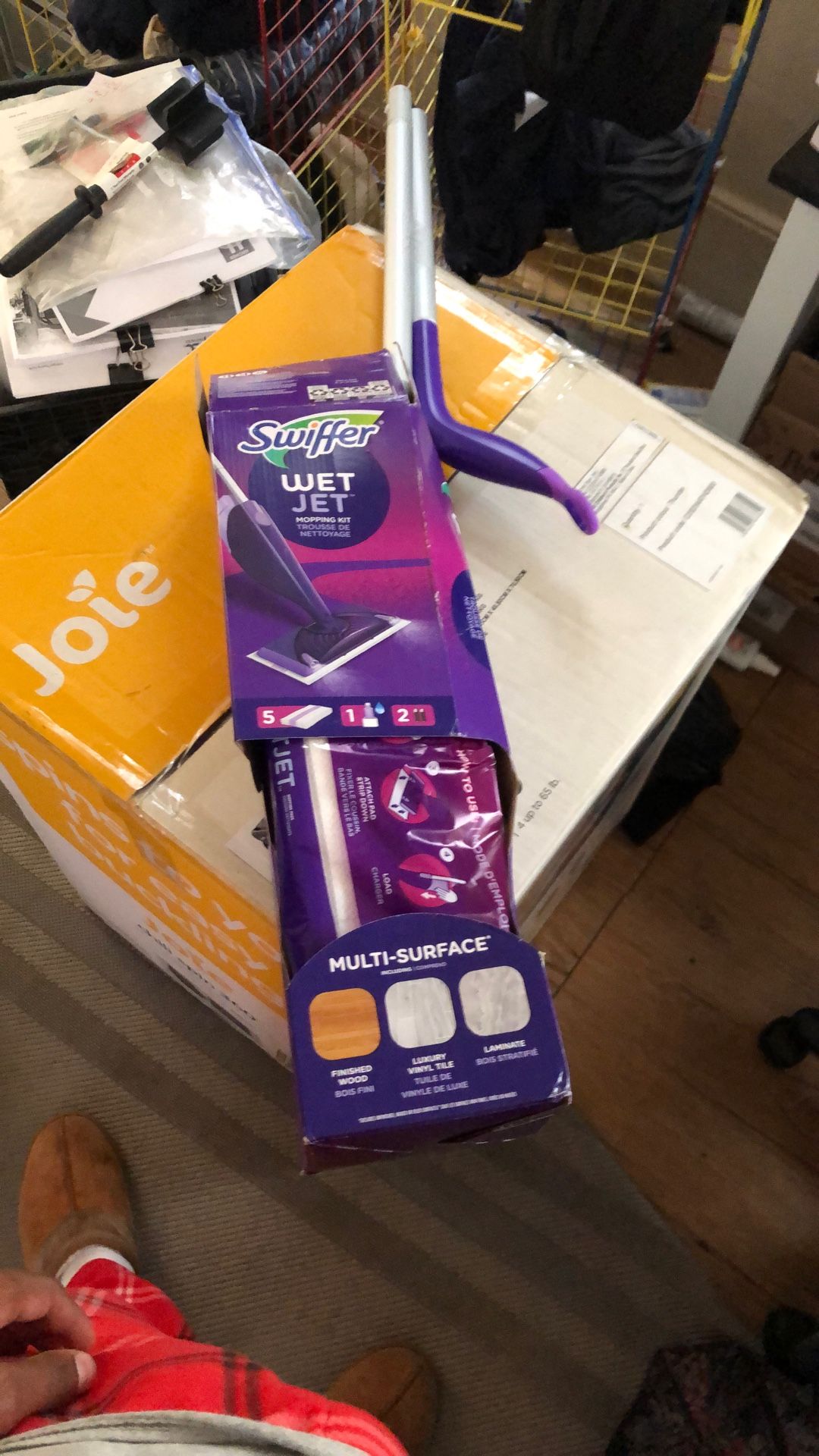 Swiffer Wet Jet with Wipes And Fluid