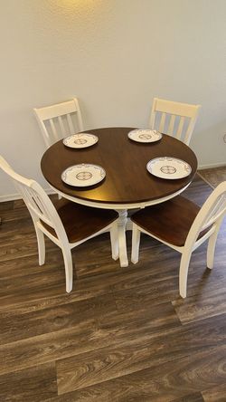 5 pc Dining Set
