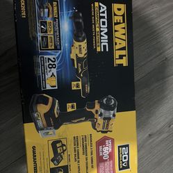 DEWALT 20V MAX Lithium-Ion Cordless Combo Kit (2-Tool) with 1.7 Ah Battery and Charger