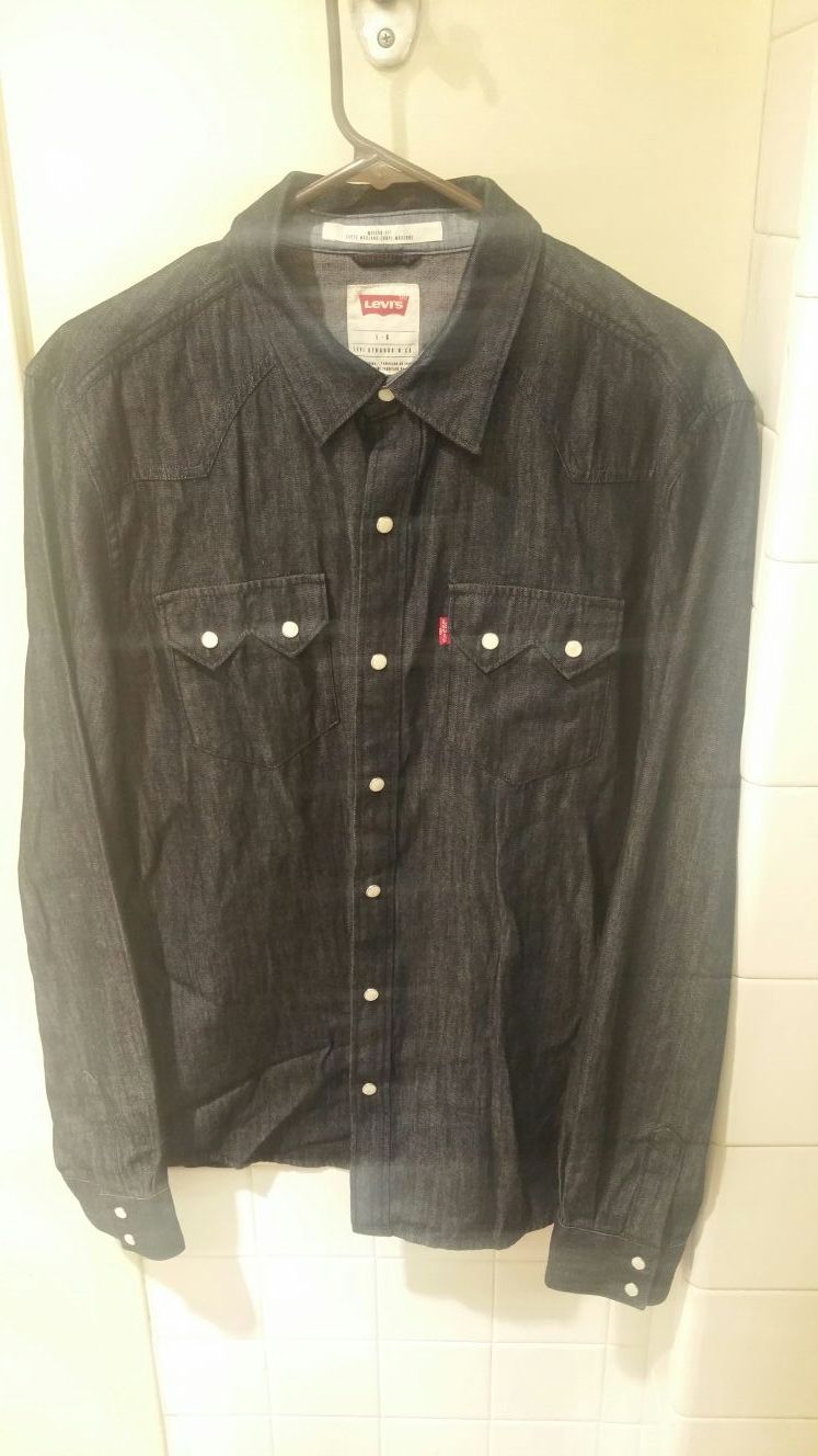 Levis pearl snap denim shirt
