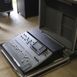 Media Control / Sound Board - Behringer X32.... includes storage/transport heavy duty case.  $1,300