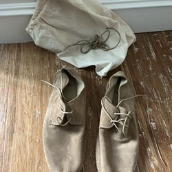 Men’s tan shoe - Worn once