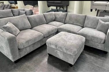 New Sectional Corduroy Couch with Ottoman! Free Delivery 🚚!