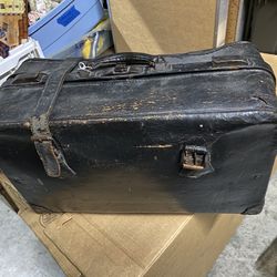 Antique Embalming Doctor’s Bag